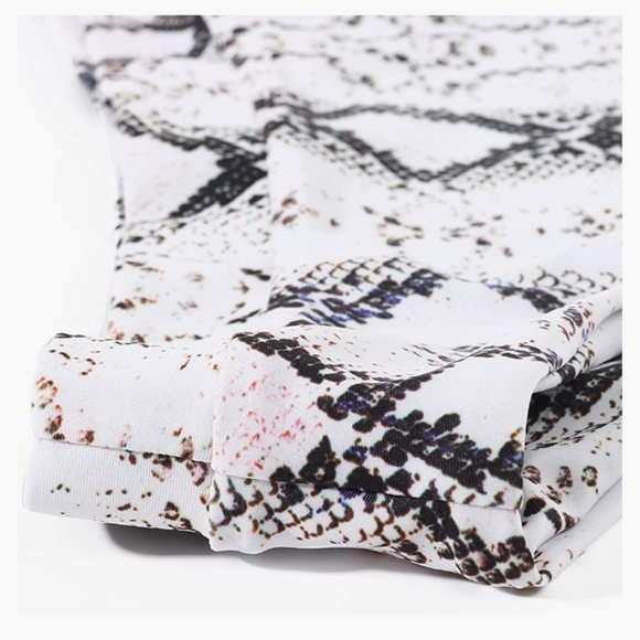 Women's 2 Piece Swimsuit Set - Picture 5 of 5